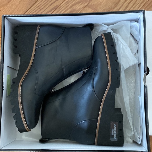 Blondo Women’s Waterproof Boots size 8.5 - Picture 2 of 10